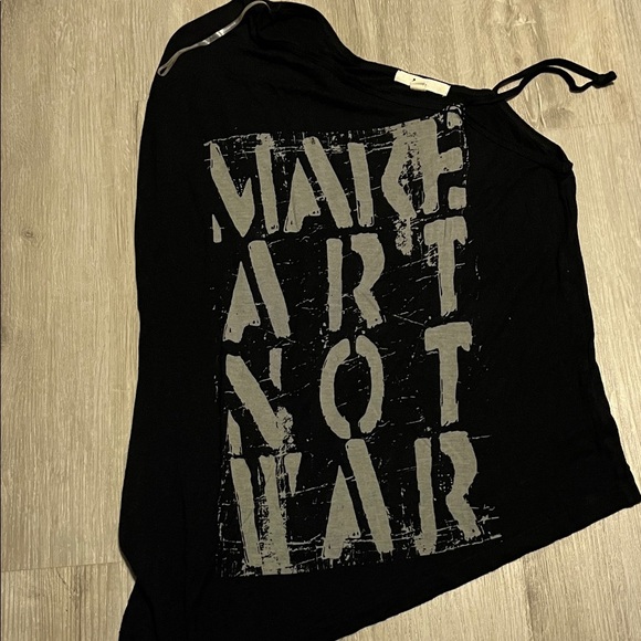 Forever 21 Black and Gray Graphic Art Print Top - Picture 1 of 2